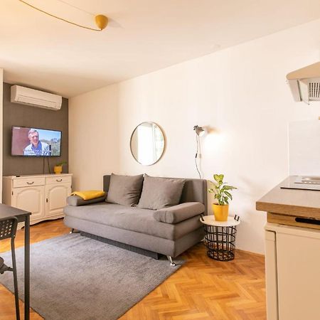 Pula City Accomodation Exterior photo